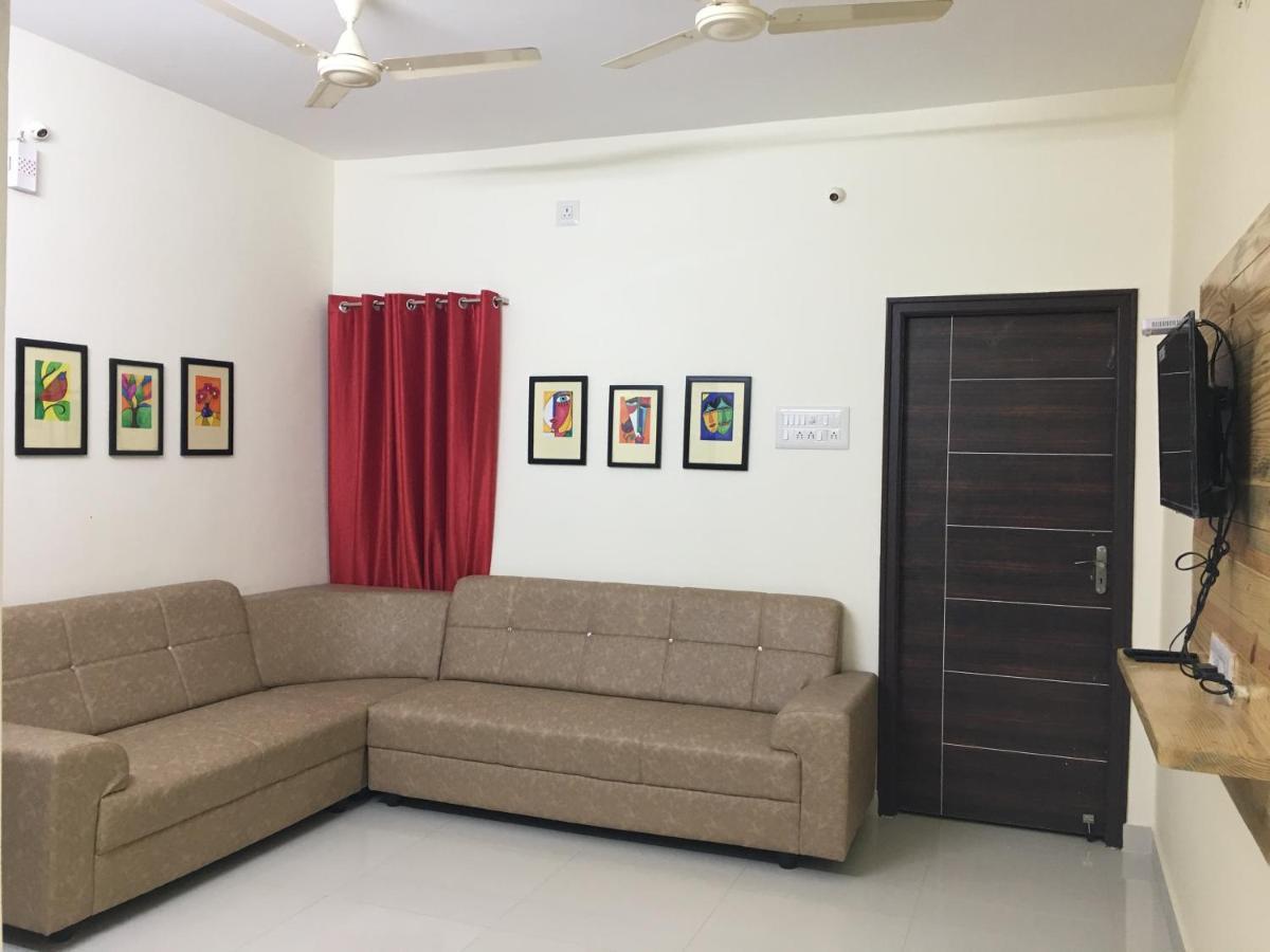 Grand Suites Srirangam Tiruchirappalli Экстерьер фото