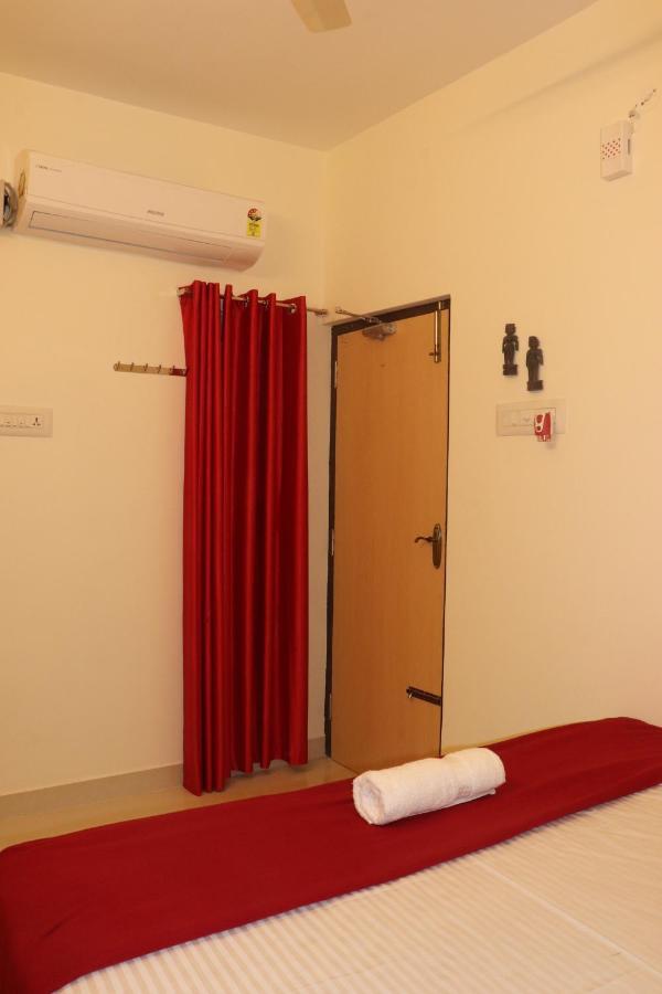 Grand Suites Srirangam Tiruchirappalli Экстерьер фото